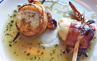 Duke's Bacon Wrap Scallop Prawn Dinner